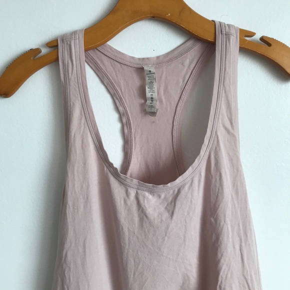Lululemon Love Tank Top Pink Scooped Neck Racerback Womens 4 - Picture 2 of 6